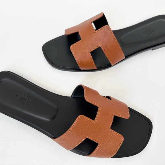 HERMES ORAN SANDALS IN NATUREL BROWN EPSOM LEATHER. SIZE 38 NEW - Picture 11 of 14